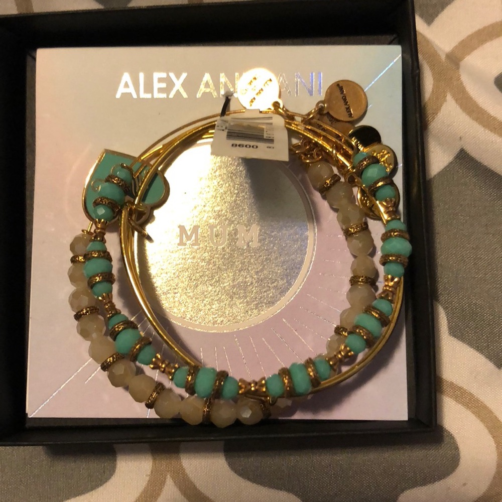 Alex and Ani Mum set